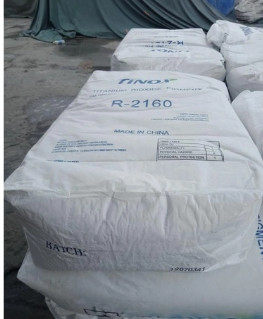 Un buen precio. Proceso de cloruro Dióxido de titanio-absorción de aceite 20-25 g/100 g Materia volátil 0,3-0,5% en línea